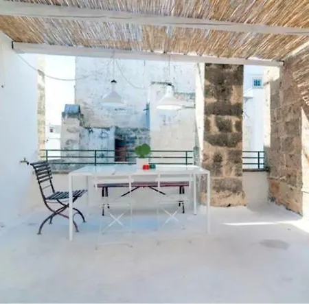 Archetti Historical House In Salento